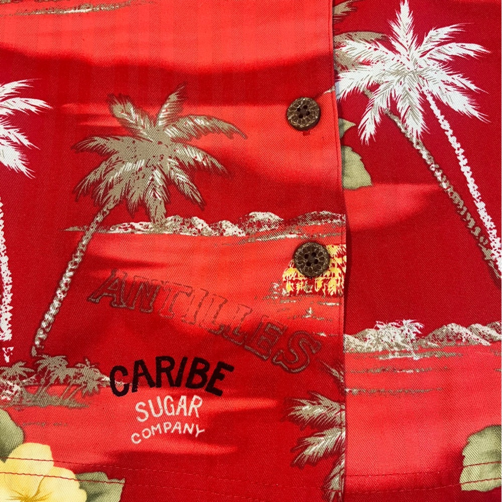 Women’s Vintage 90s Island Traders Red Tropical Floral‎ Hawaiian Button Down - Picture 3 of 10